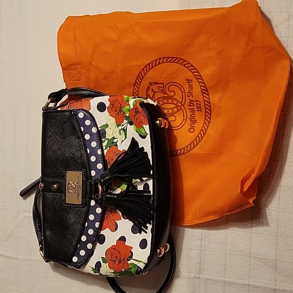 Sharif Red Rose - Picture 1 of 4